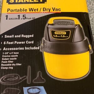 Brand New Stanley 1 Gallon Wet/Dry Vac